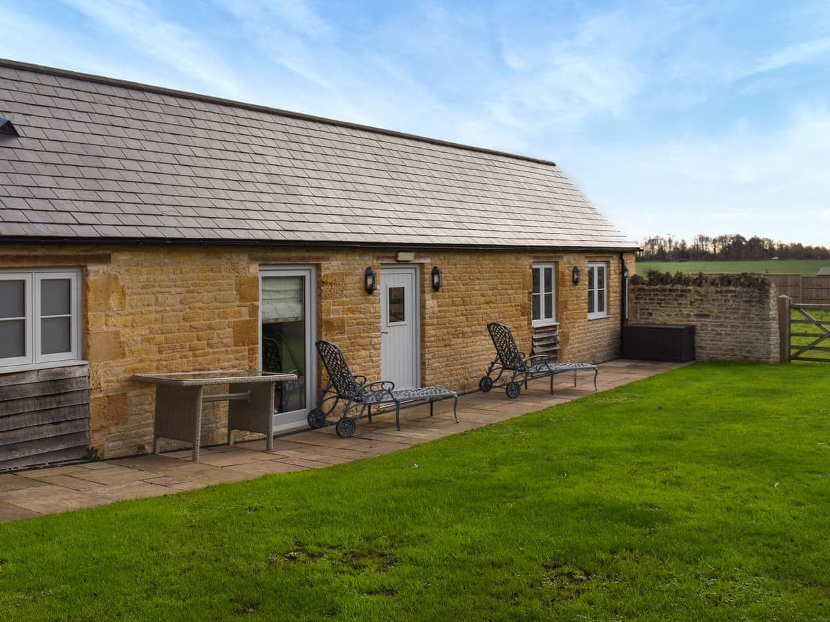 The Barn holiday cottage exterior on Croft Farm, Cambridgeshire